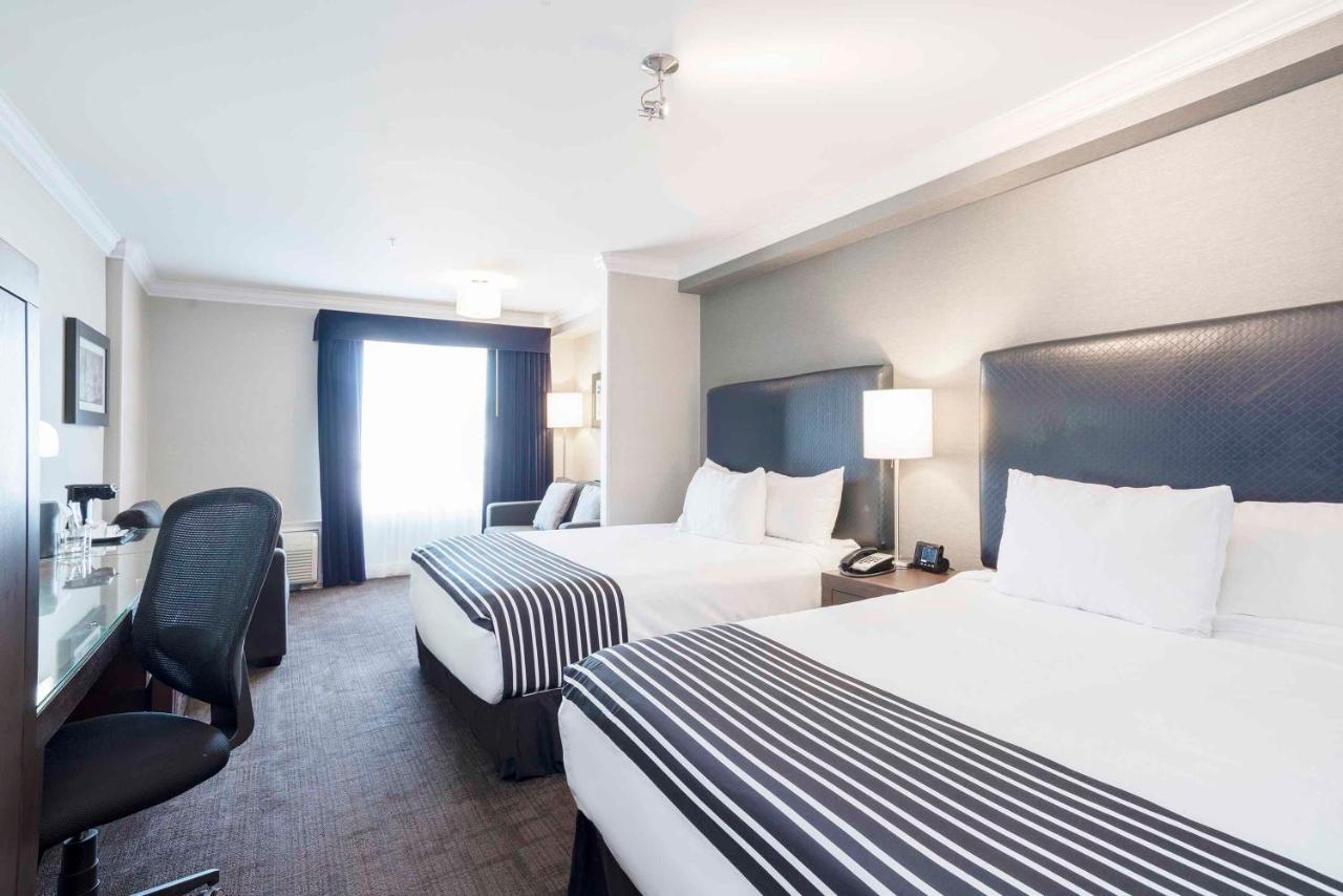 Sandman Signature Prince George Hotel Extérieur photo