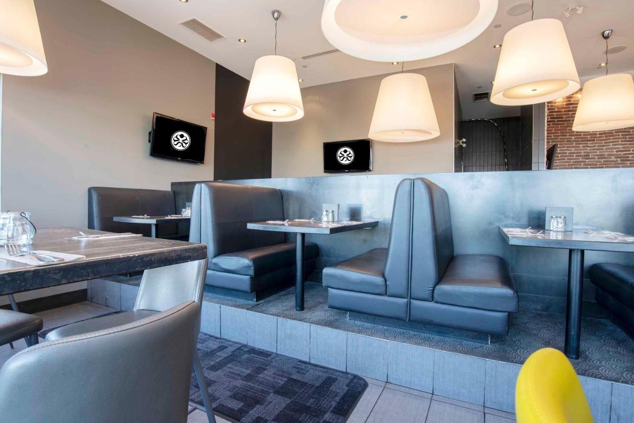 Sandman Signature Prince George Hotel Extérieur photo