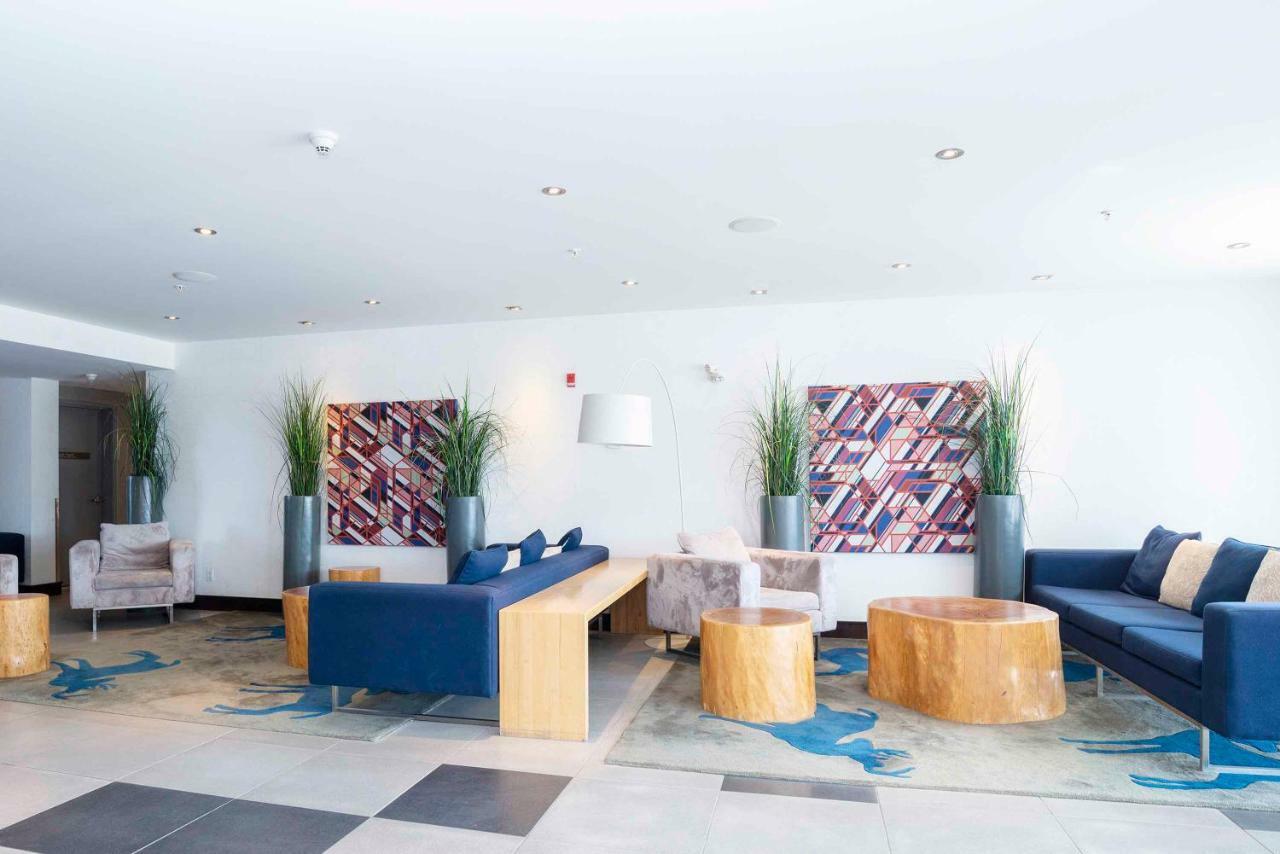 Sandman Signature Prince George Hotel Extérieur photo
